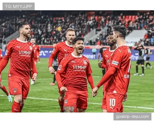 德甲夏季转会战火升级,欧洲多队激烈角逐新星 德甲夏季转会战火升级,欧洲多队激烈角逐新星