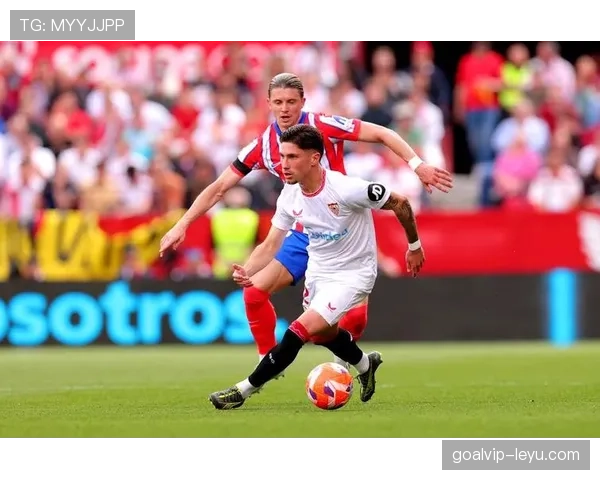 尼兰德闪耀西甲赛场，成球队后防中坚力量