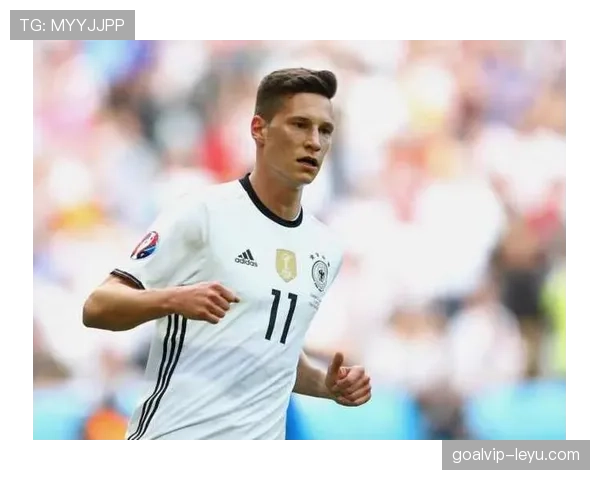 沃尔夫斯堡转会窗前积极引援，阵容实力稳步提升引瞩目