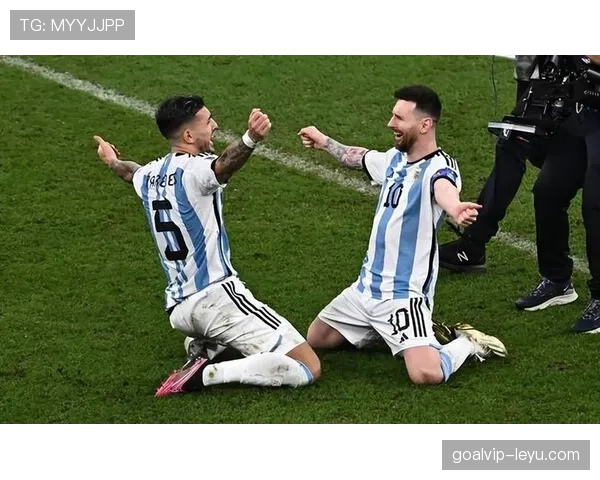 南美足球进攻风格演绎激情与创造力的融合新趋势